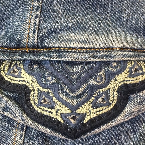 Jean Jacket - Picture 5 of 7